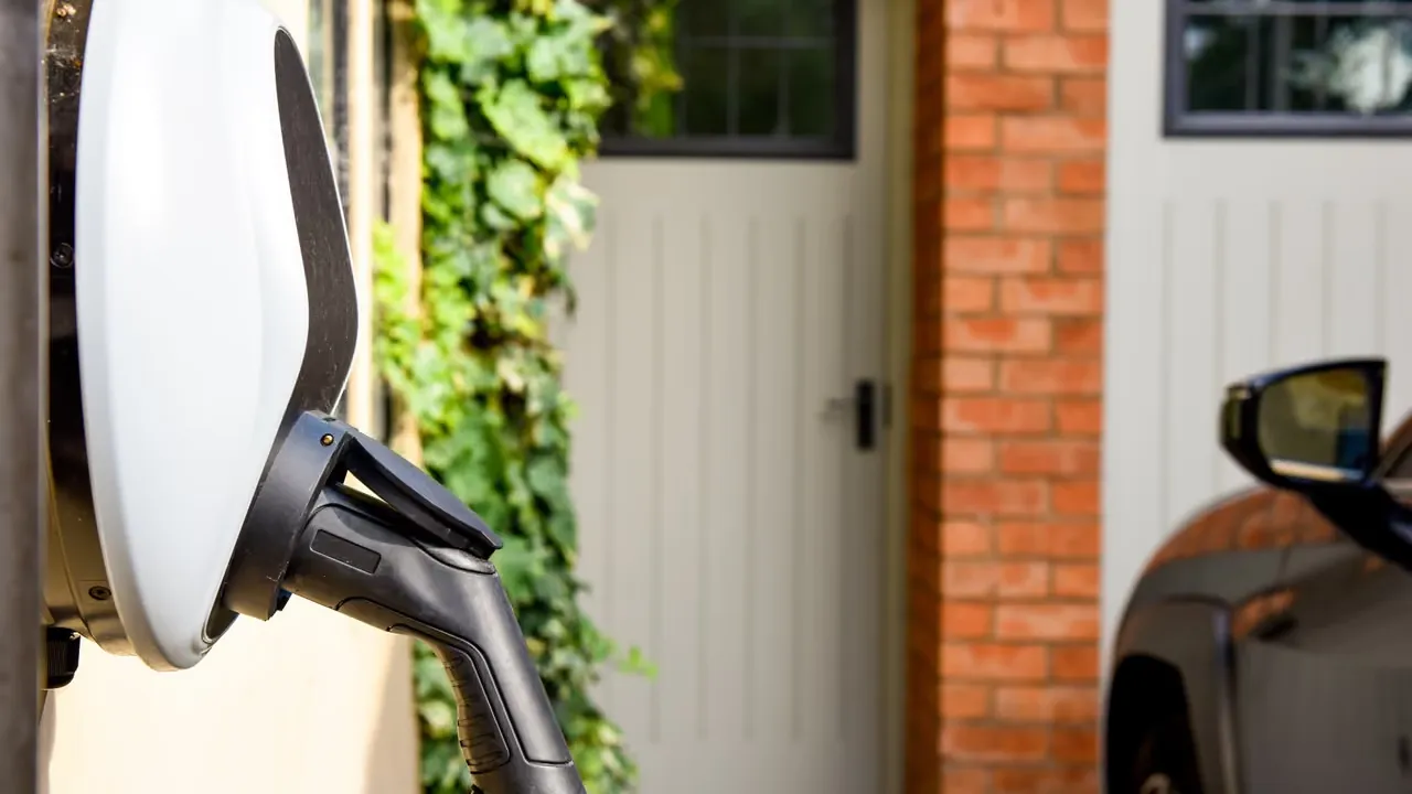 Ladda elbilen smart och hållbart